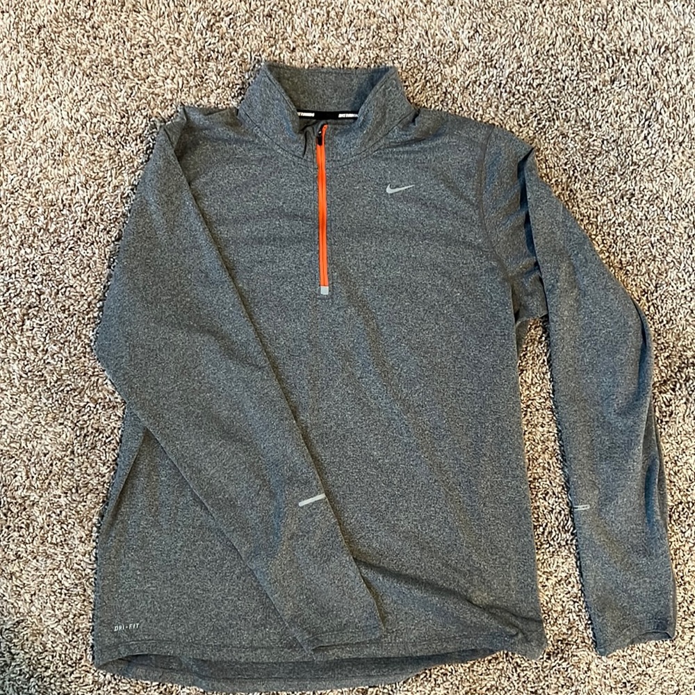 Nike Dry-Fit Nike Running 1/4 zip size Large